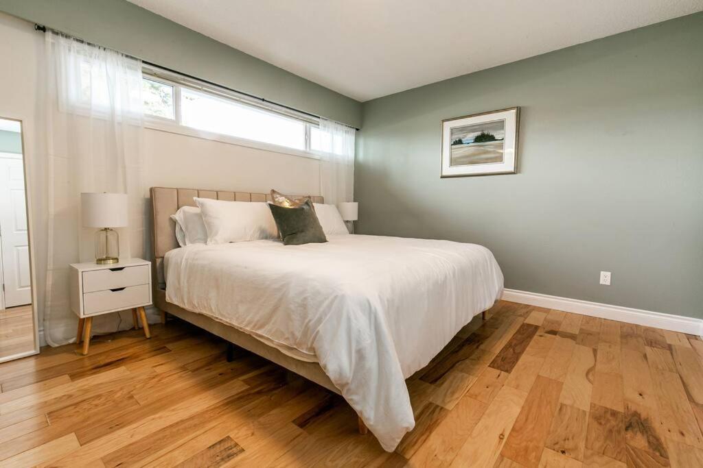 Sunrise Escape - Close To The Beach! Victoria Luaran gambar
