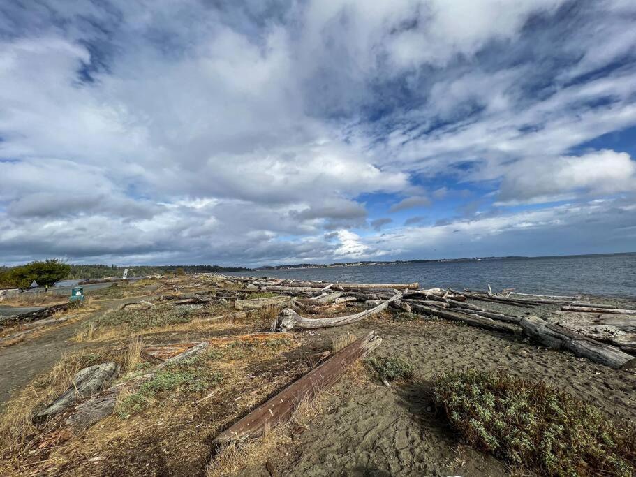 Sunrise Escape - Close To The Beach! Victoria Luaran gambar